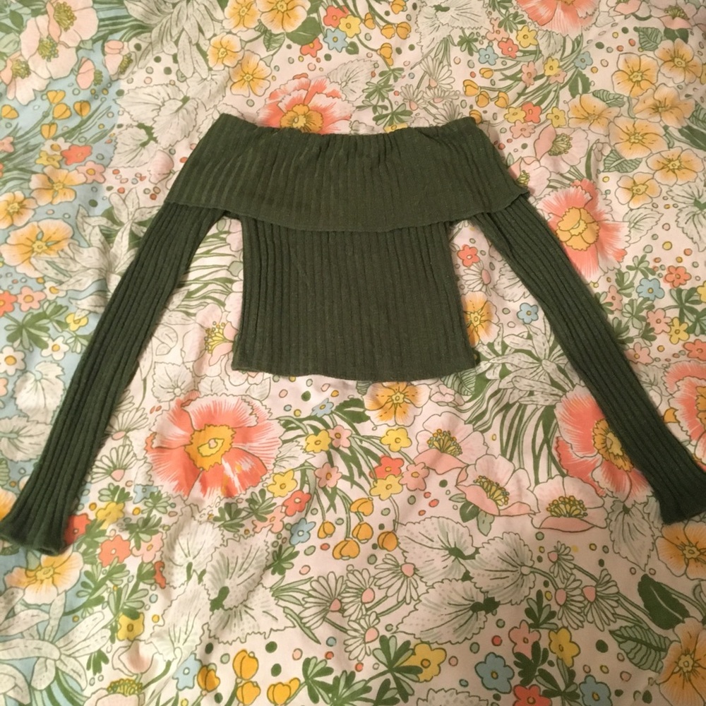 Urban Outfitters cropped sweater
